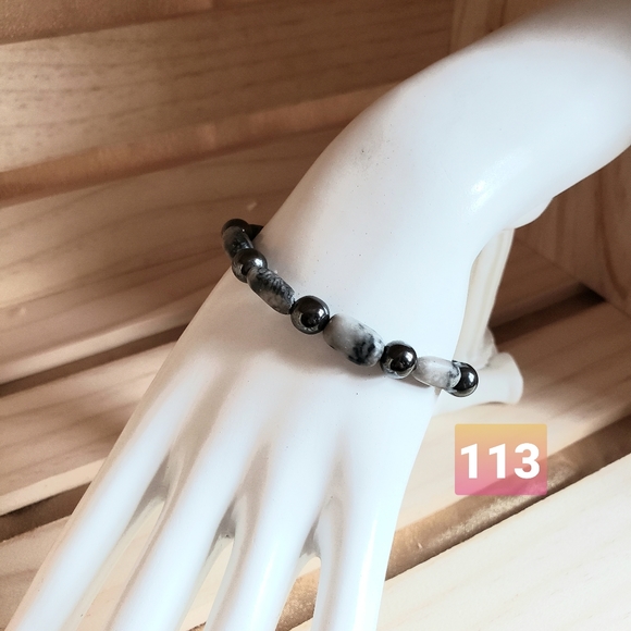 Bracelets - Picture 6 of 6